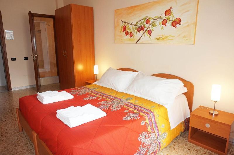 B&B Piazza 300Mila レッチェ エクステリア 写真