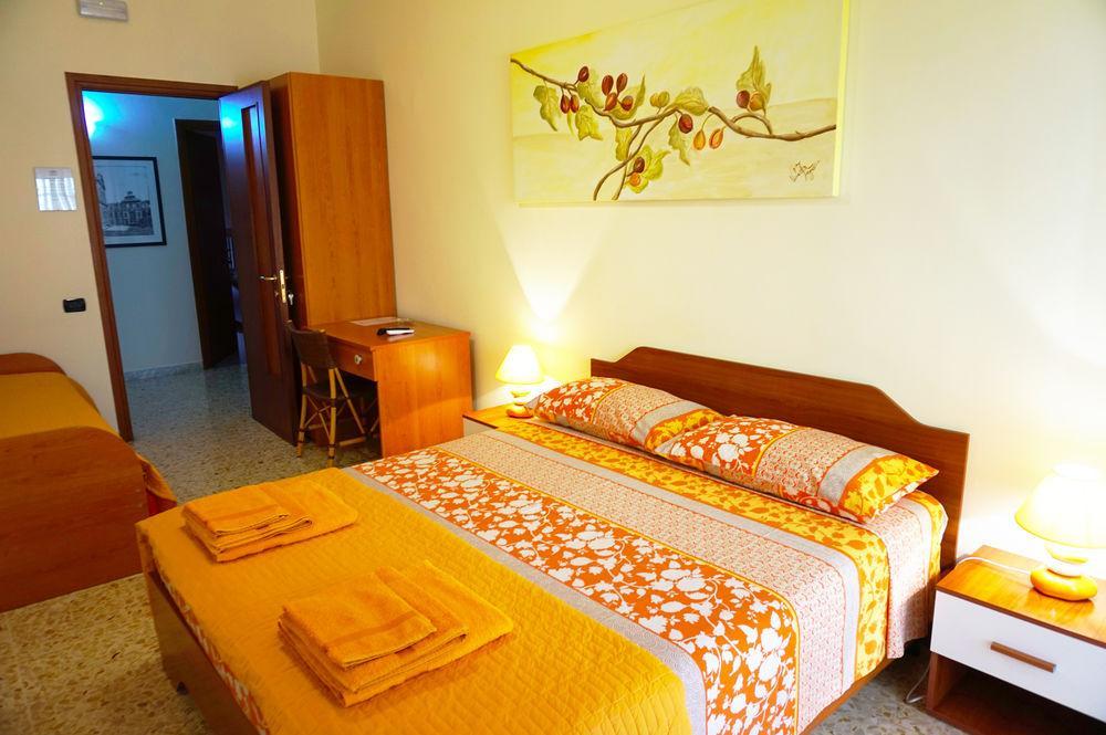 B&B Piazza 300Mila レッチェ エクステリア 写真