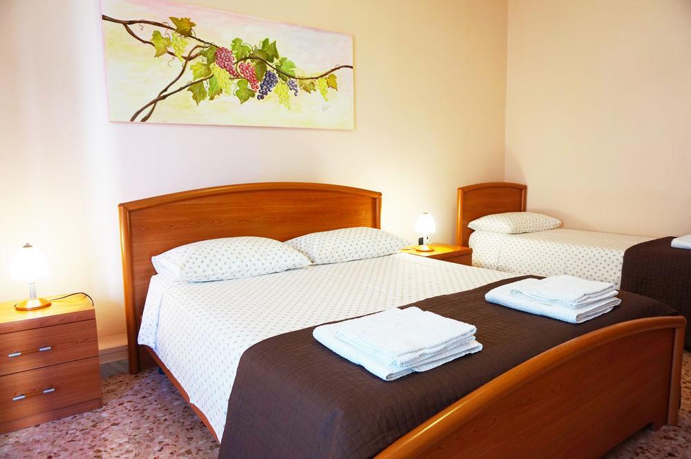 B&B Piazza 300Mila レッチェ エクステリア 写真