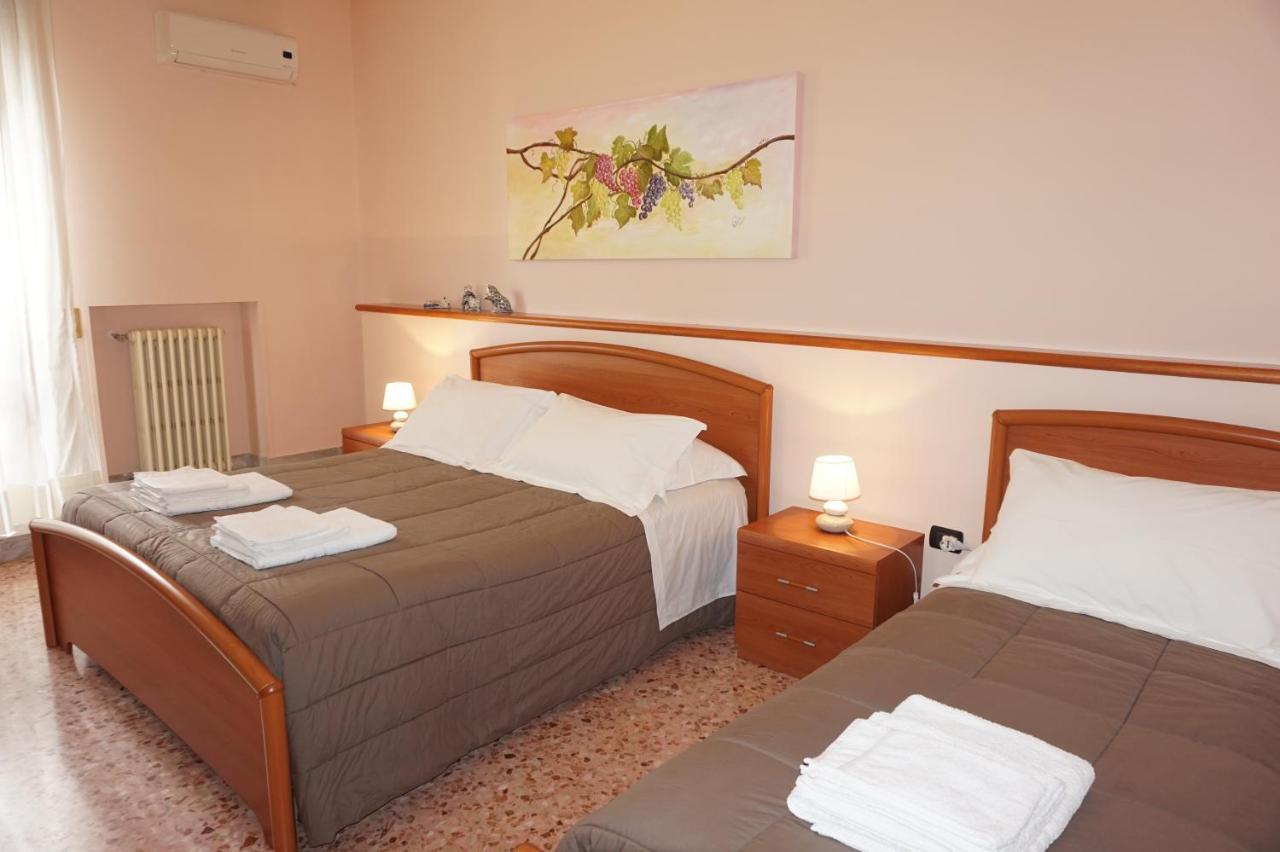 B&B Piazza 300Mila レッチェ エクステリア 写真